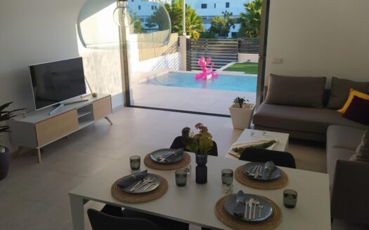 NOUVELLE CONSTRUCTION DE VILLAS MODERNES À VILLAMARTIN