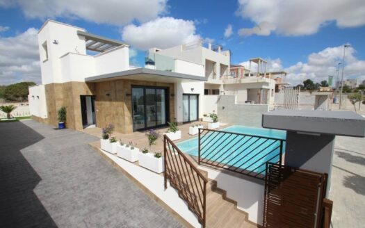RESIDENCIAL DE VILLAS DE OBRA NUEVA EN SAN MIGUEL DE SALINAS