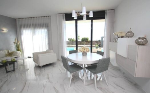 RESIDENCIAL DE VILLAS DE OBRA NUEVA EN SAN MIGUEL DE SALINAS