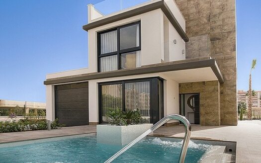 VILLA DE OBRA NUEVA EN ORIHUELA COSTA (CAMPOAMOR)