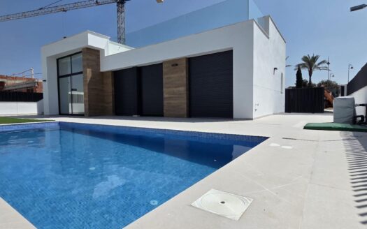Villa for sale in Alhama De Murcia