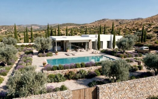 Custom Built New Villas in Pinoso (Alicante): Spacious Homes in Natural Surroundings