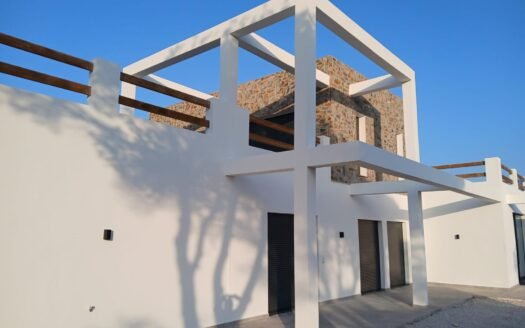 Custom Built New Villas in Pinoso (Alicante): Spacious Homes in Natural Surroundings